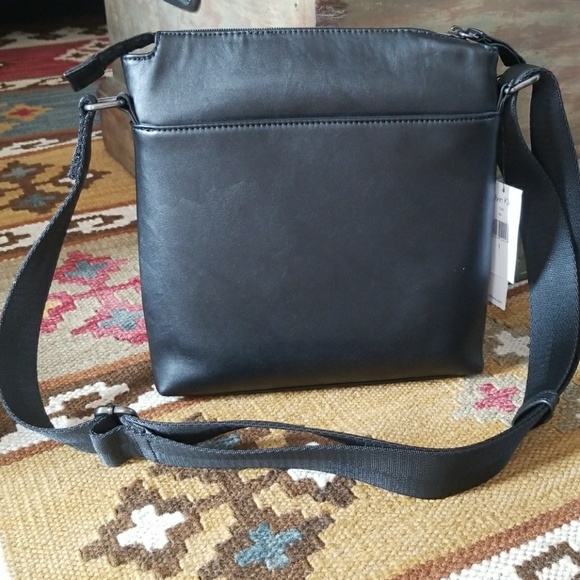 Calvin Klein Black Mens Faux Leather Crossbody Bag - Picture 2 of 8